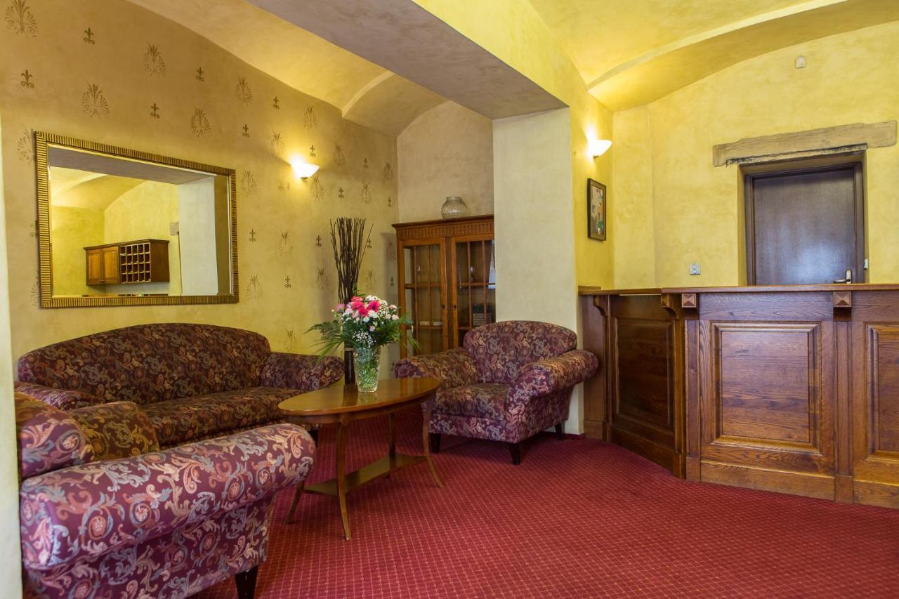 Hotel Rous Πίλζεν Εξωτερικό φωτογραφία